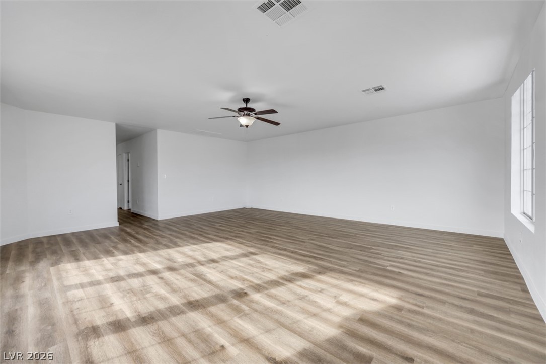 8633 Majestic Pine Avenue Property Photo 32