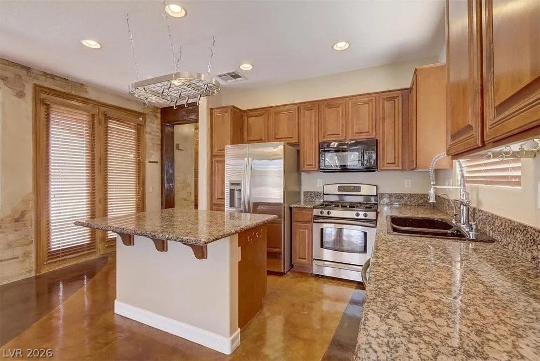10929 Santorini Drive Property Photo 4
