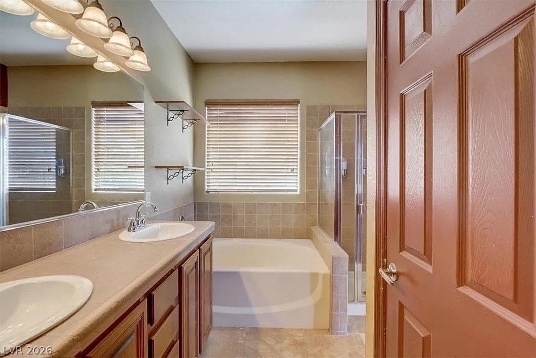 10929 Santorini Drive Property Photo 14