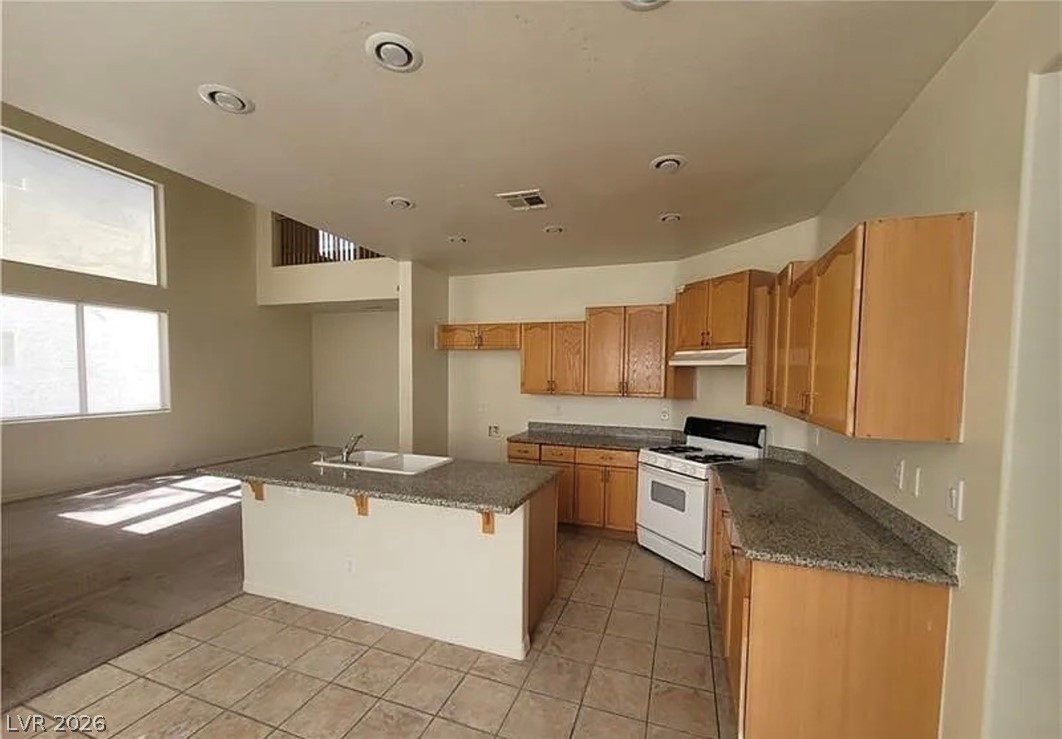 7817 Falconwing Avenue Property Photo 12