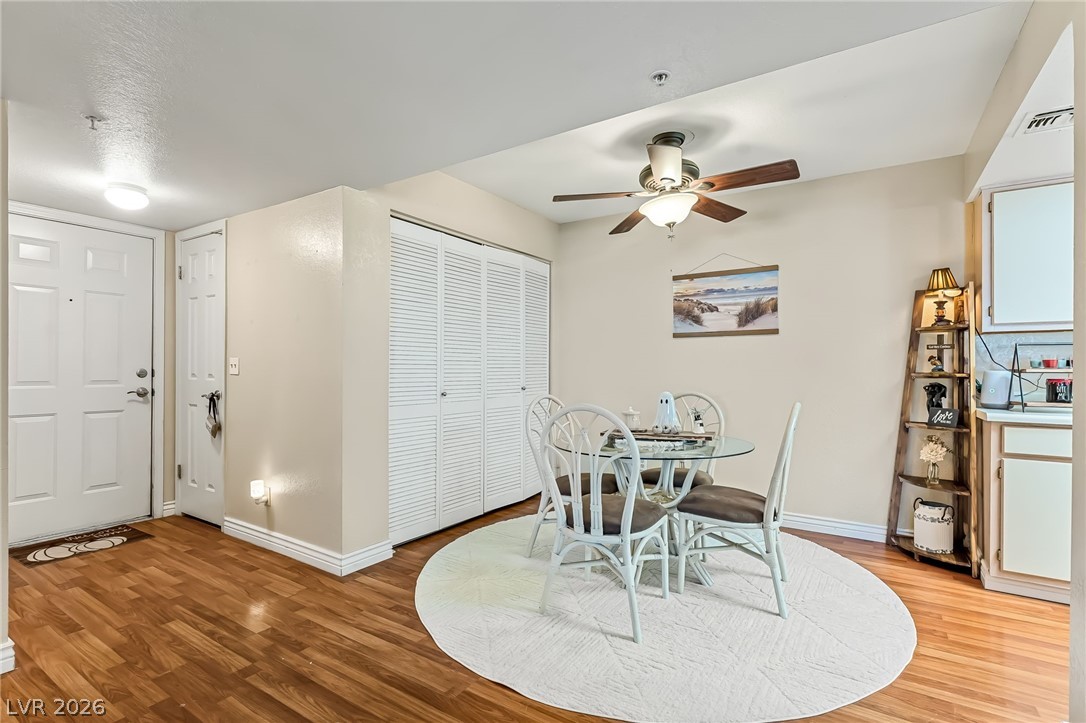 3550 Bay Sands Drive 2048 Property Photo 8