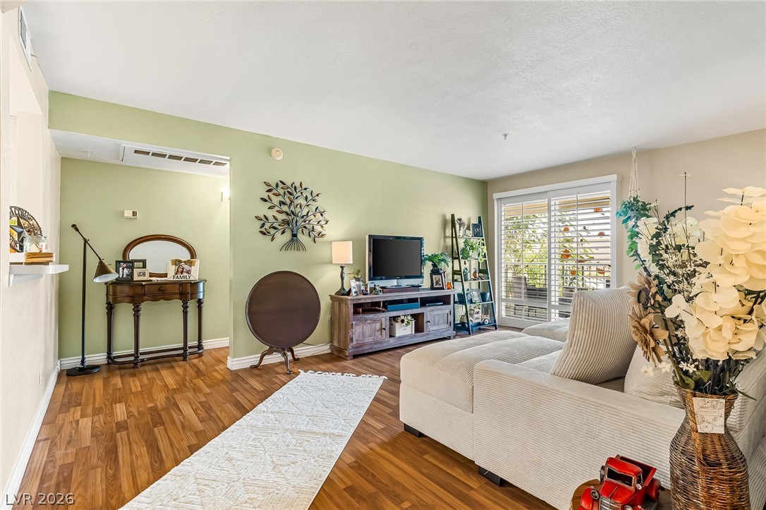 3550 Bay Sands Drive 2048 Property Photo 11