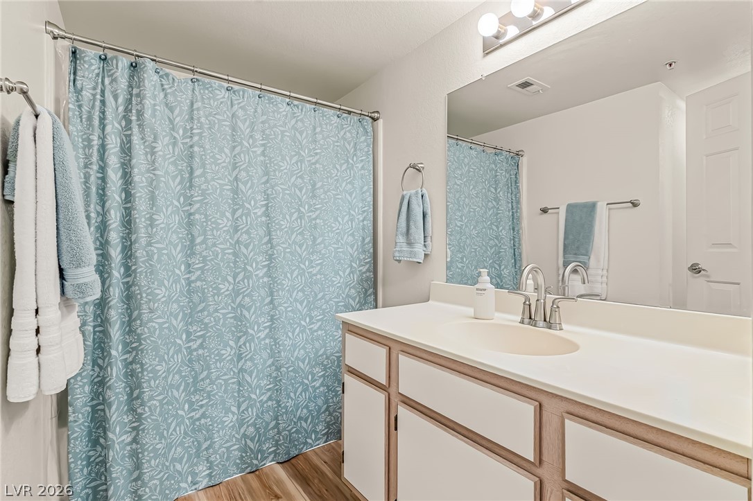 3550 Bay Sands Drive 2048 Property Photo 17