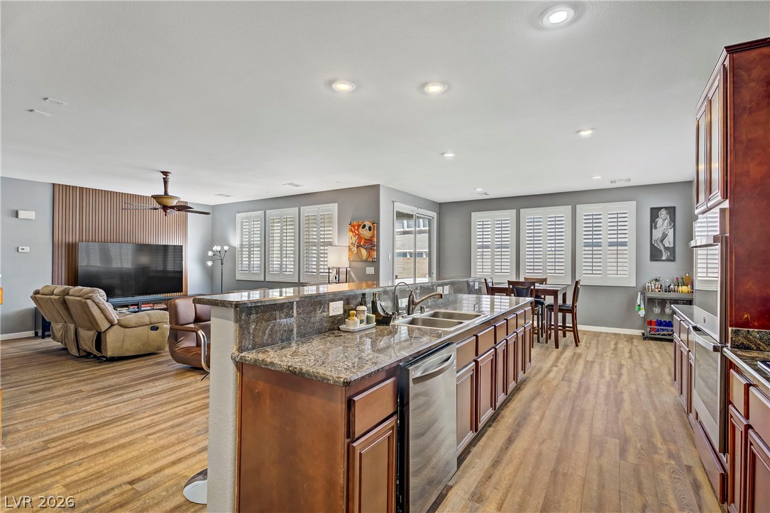6908 Fox Sparrow Court Property Photo 1