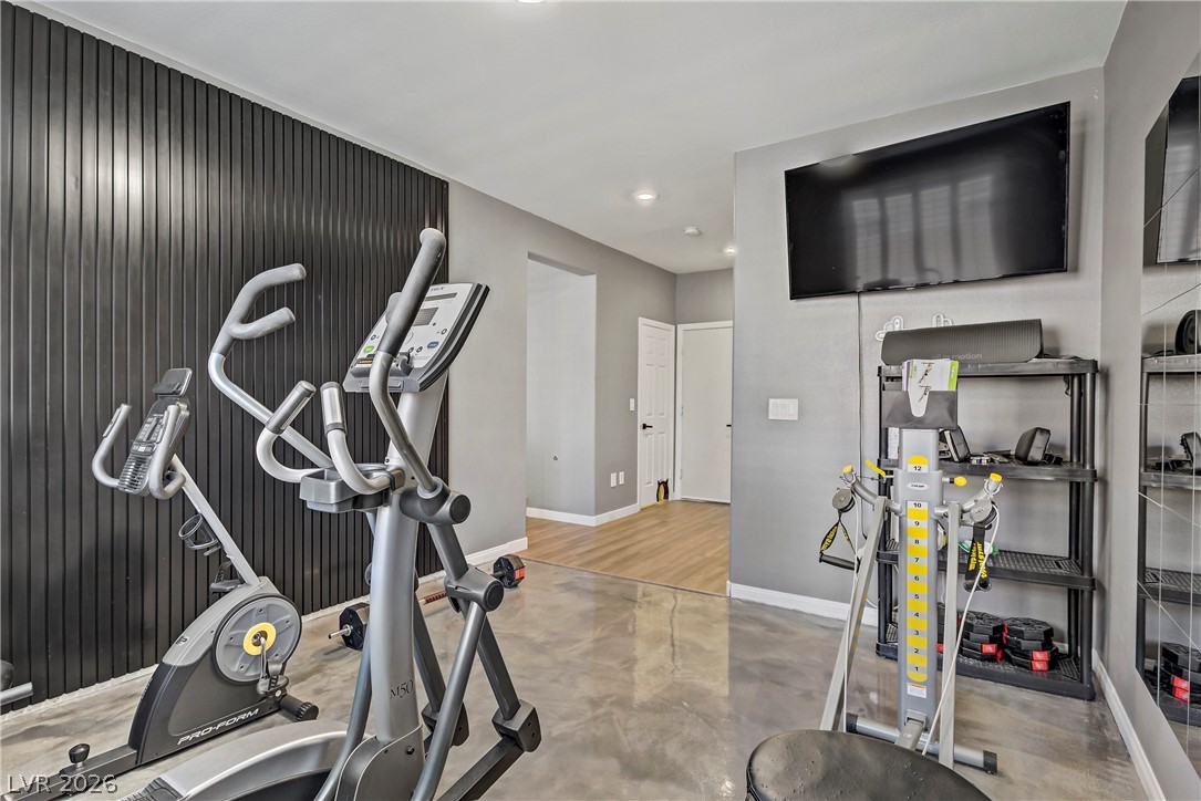 6908 Fox Sparrow Court Property Photo 12