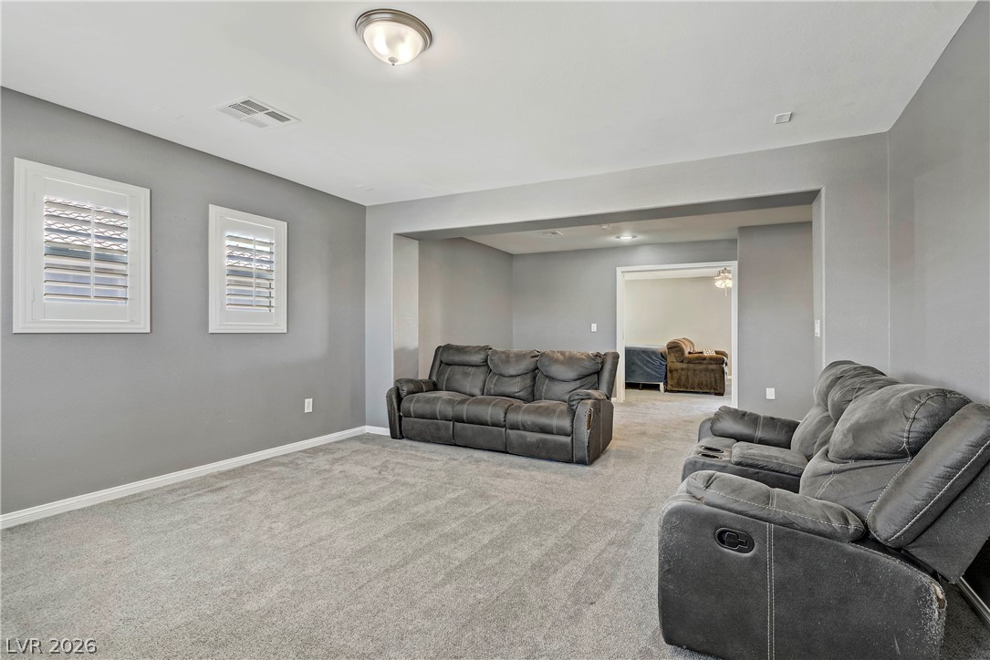 6908 Fox Sparrow Court Property Photo 16