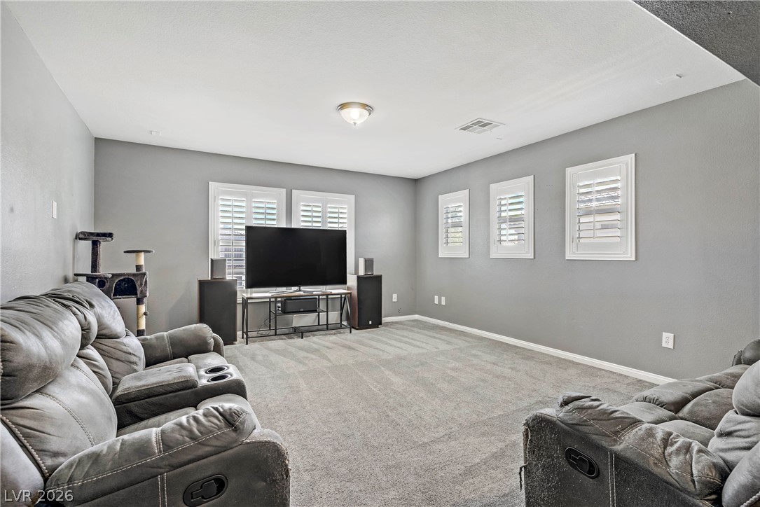 6908 Fox Sparrow Court Property Photo 18