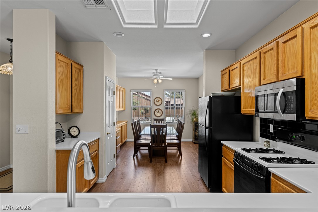 1506 Fieldbrook Street Property Photo 17