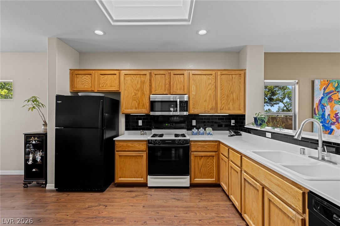 1506 Fieldbrook Street Property Photo 18