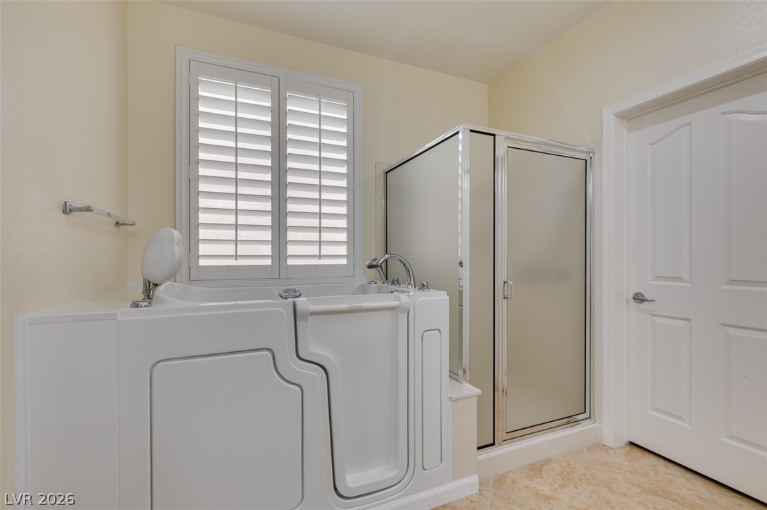 2150 Clearwater Lake Drive Property Photo 4