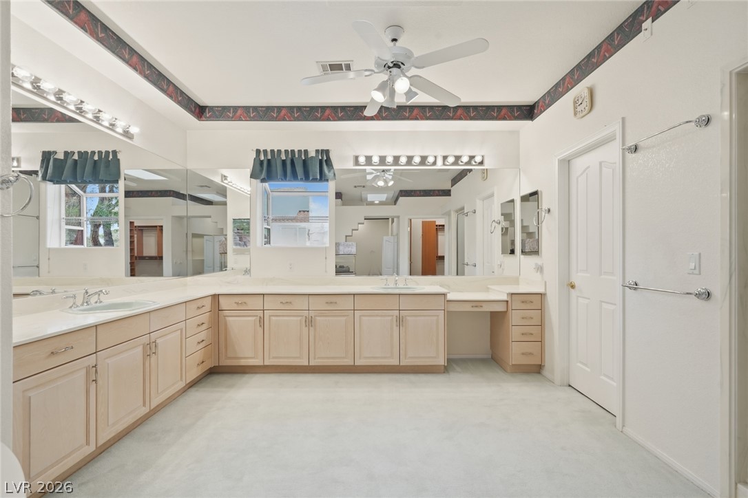 2212 Chatsworth Court Property Photo 43