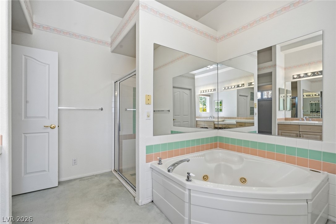 2212 Chatsworth Court Property Photo 58