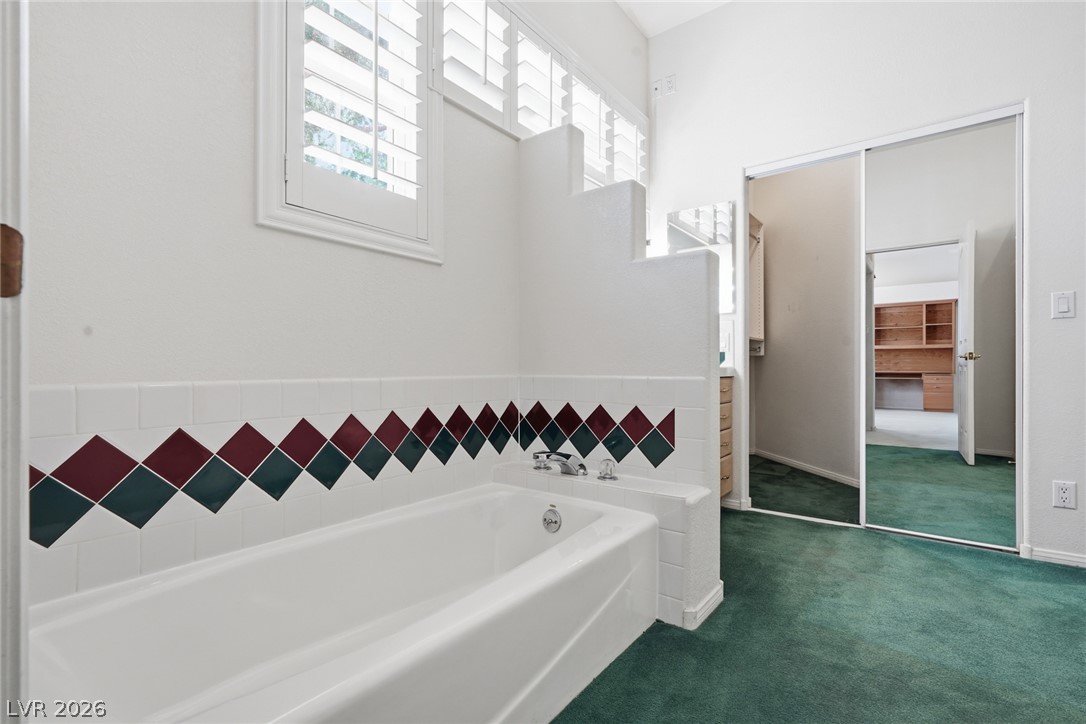 2212 Chatsworth Court Property Photo 63