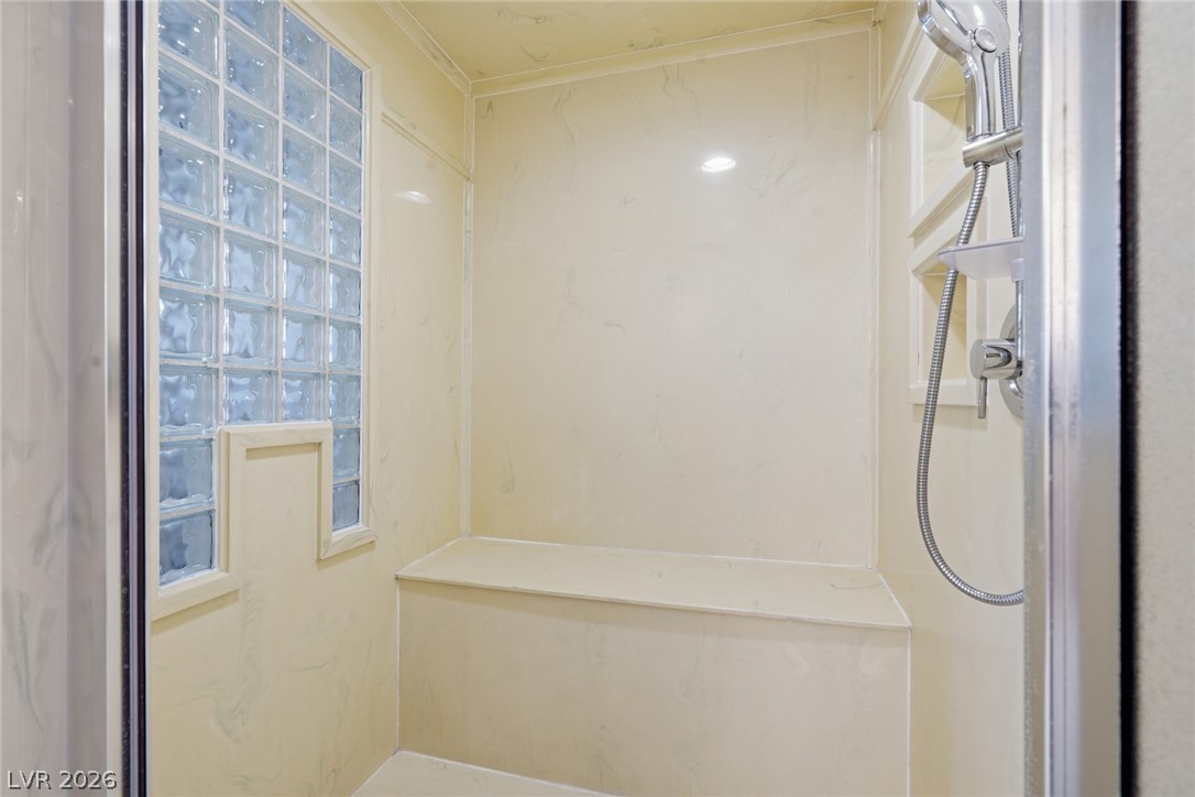 2212 Chatsworth Court Property Photo 64