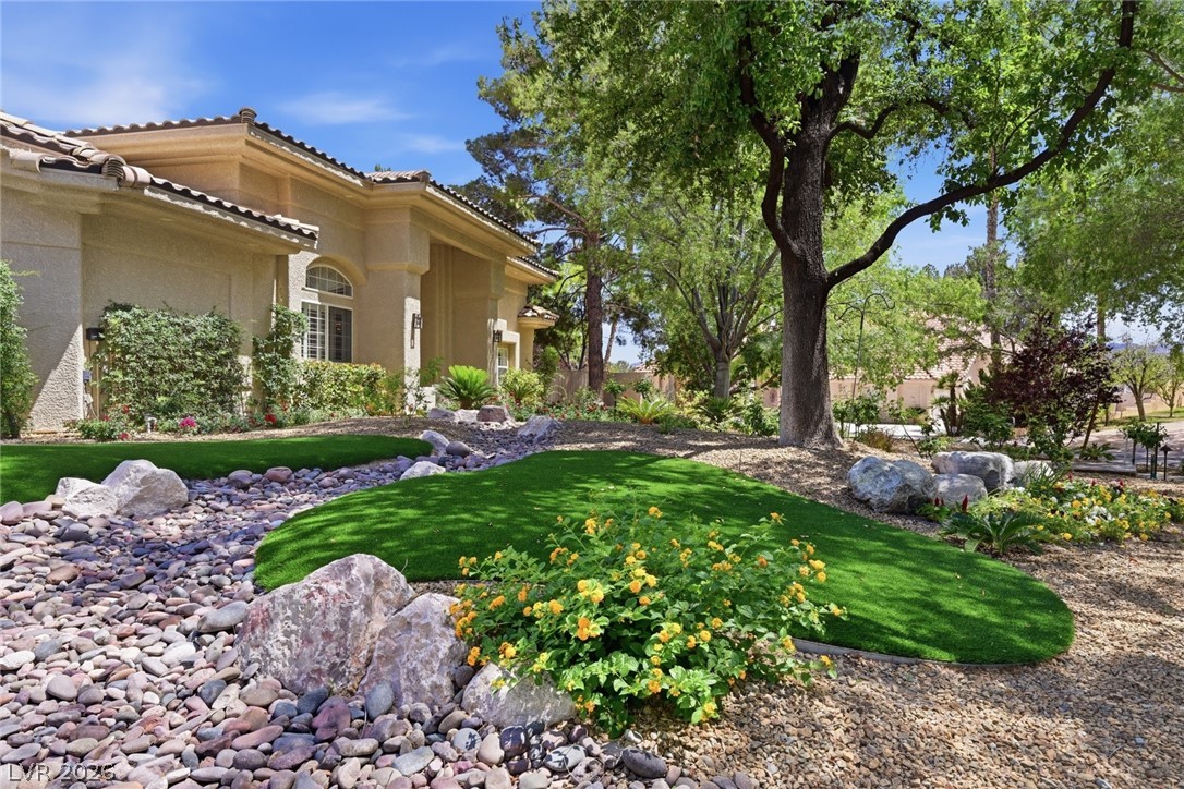 2212 Chatsworth Court Property Photo 81