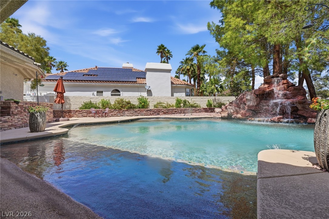 2212 Chatsworth Court Property Photo 84