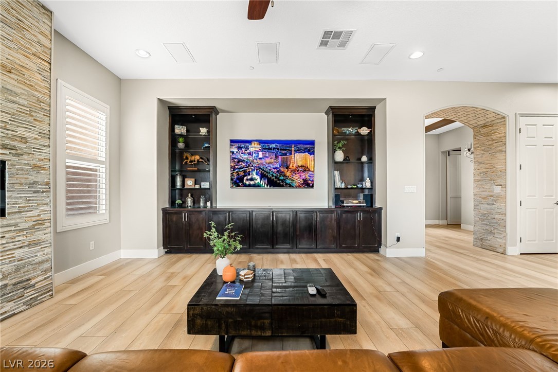 27 Contrada Fiore Drive Property Photo 13