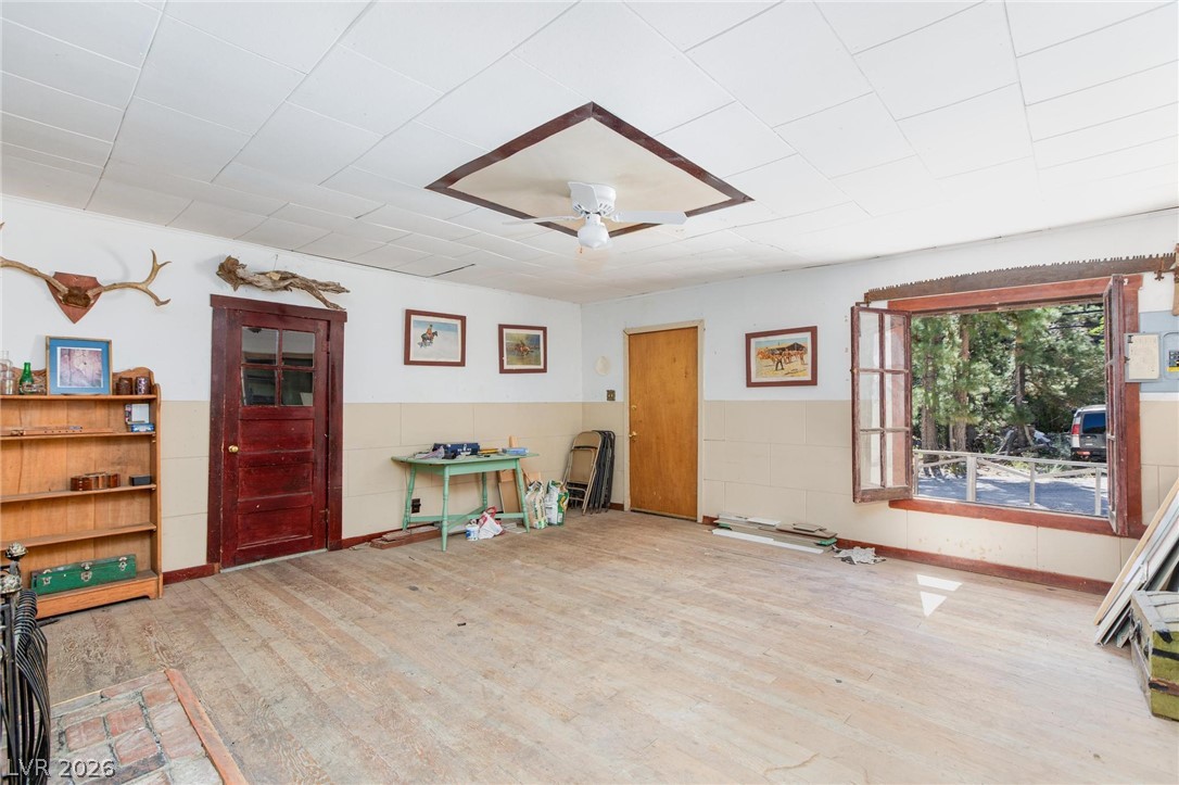4430 Aspen Avenue Property Photo 5