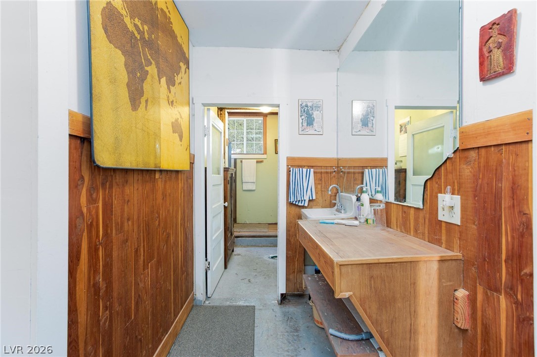 4430 Aspen Avenue Property Photo 7