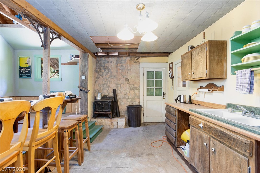 4430 Aspen Avenue Property Photo 12