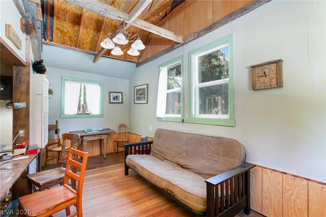 4430 Aspen Avenue Property Photo 13