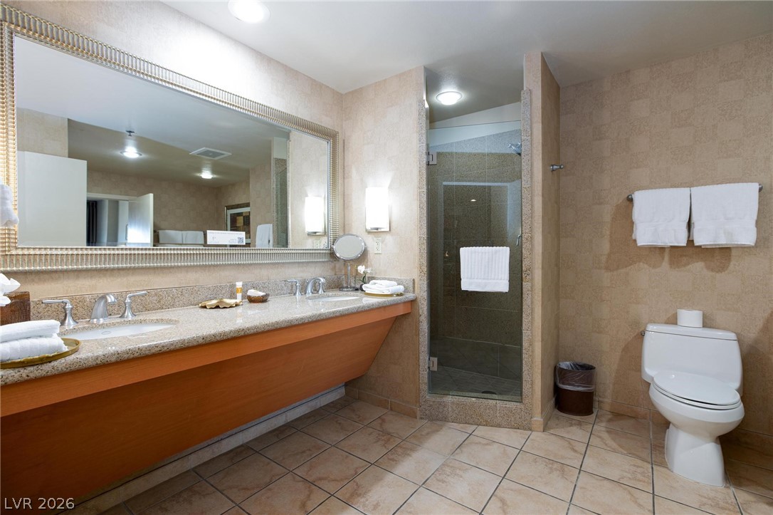 211 East Flamingo Road 1511 Property Photo 7
