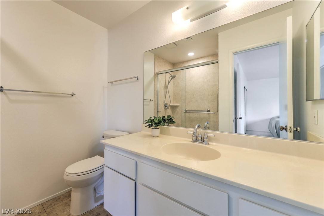 1101 Willow Tree Drive D Property Photo 15