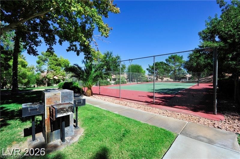 231 West Horizon Ridge Parkway 1113 Property Photo 3