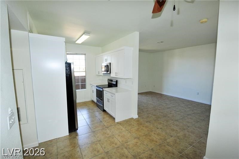 231 West Horizon Ridge Parkway 1113 Property Photo 10