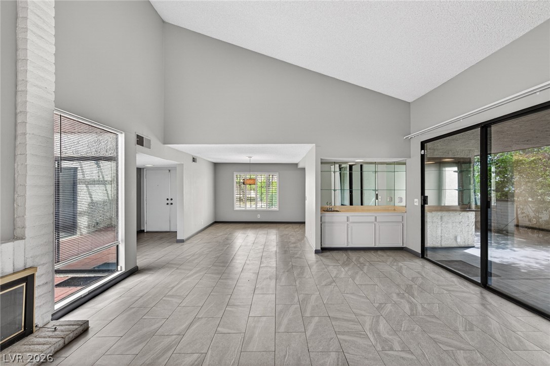 2795 San Martin Court Property Photo 10