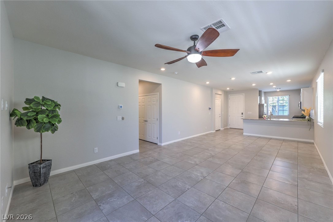 7754 Wishbone Falls Street Property Photo 11