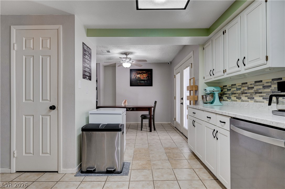 3928 Edgemoor Way Property Photo 14