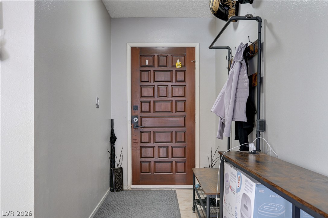 3928 Edgemoor Way Property Photo 15