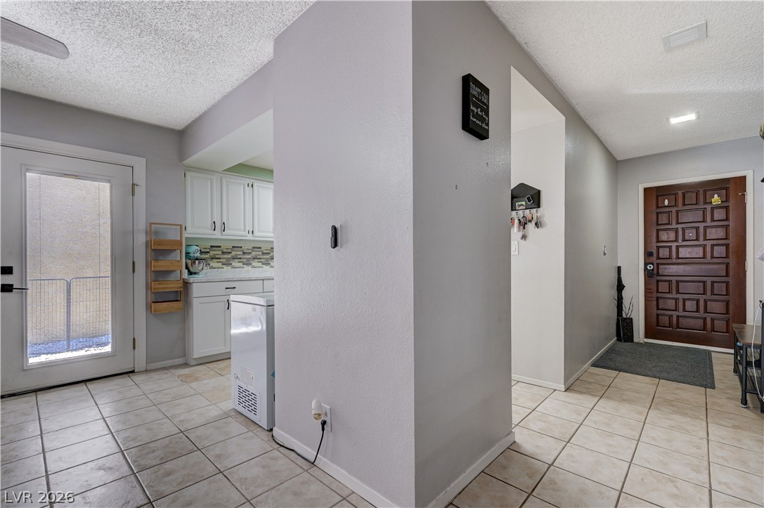 3928 Edgemoor Way Property Photo 21