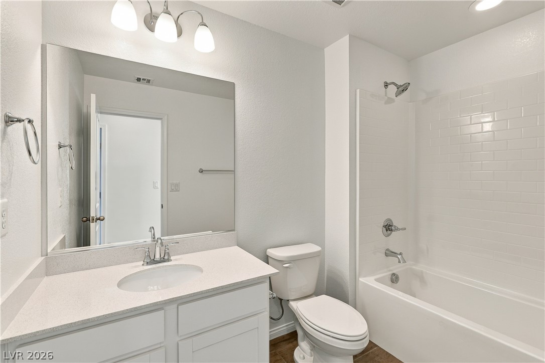 5342 Borra Hills Street Property Photo 11