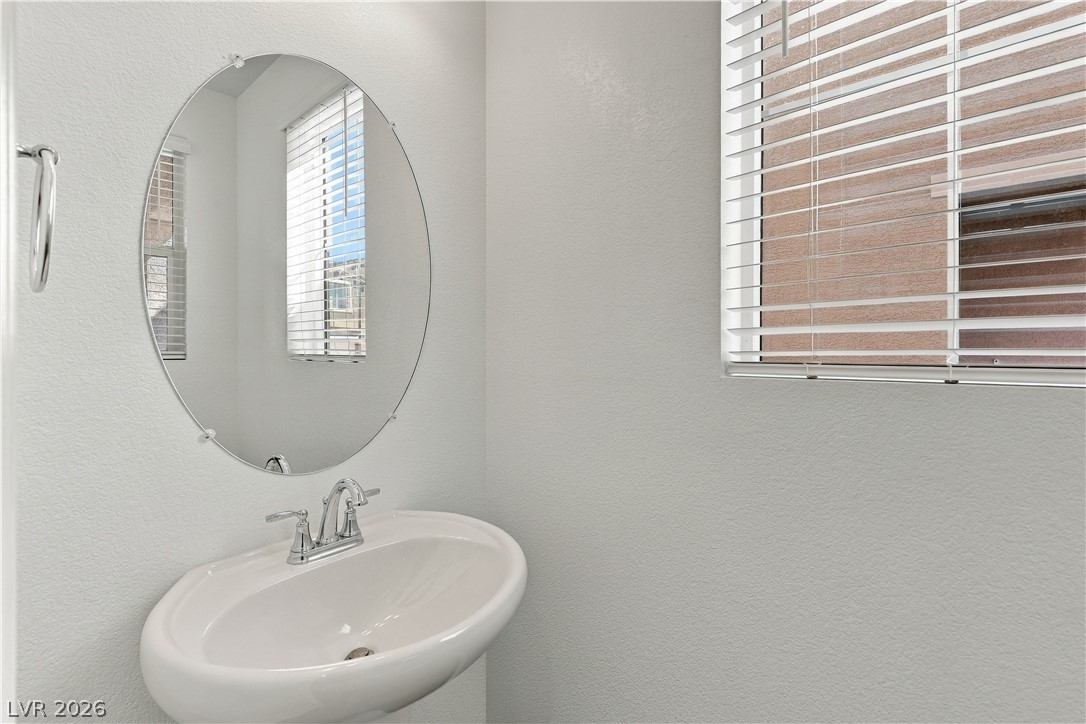 5342 Borra Hills Street Property Photo 19