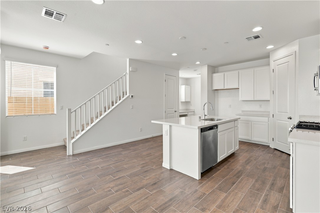 5342 Borra Hills Street Property Photo 24
