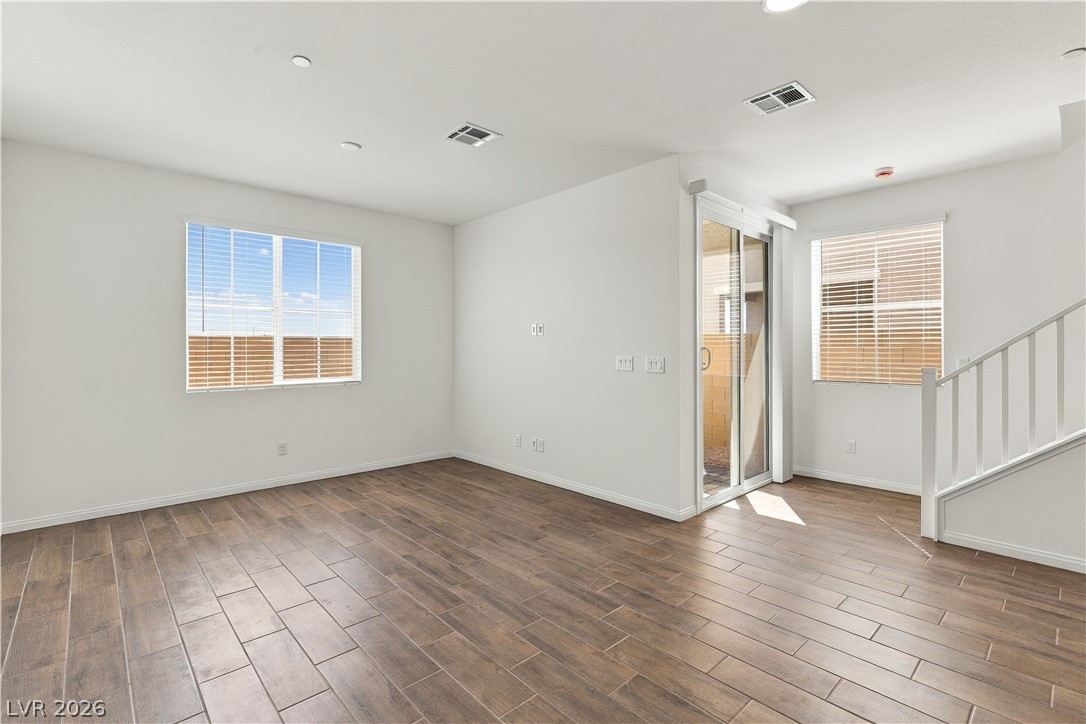 5342 Borra Hills Street Property Photo 25
