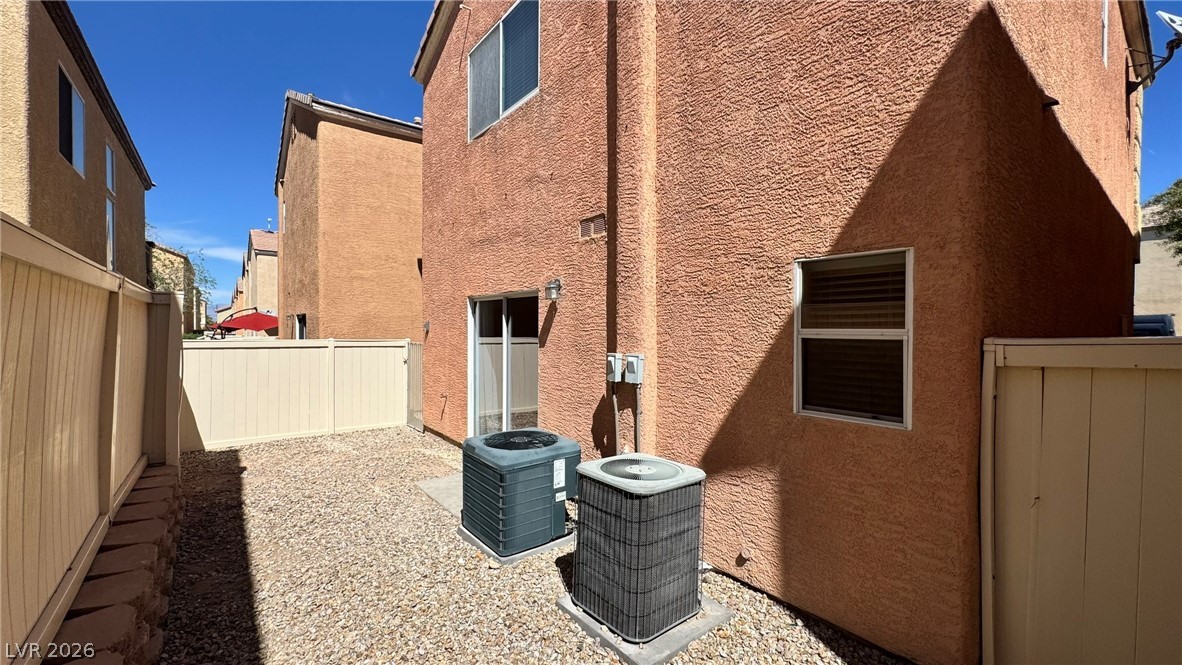 917 Blushing Rose Place Property Photo 20