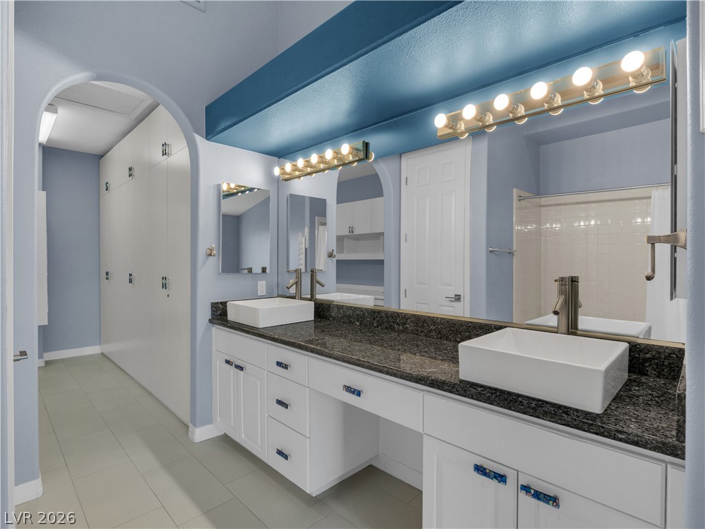 8740 Carlitas Joy Court Property Photo 47