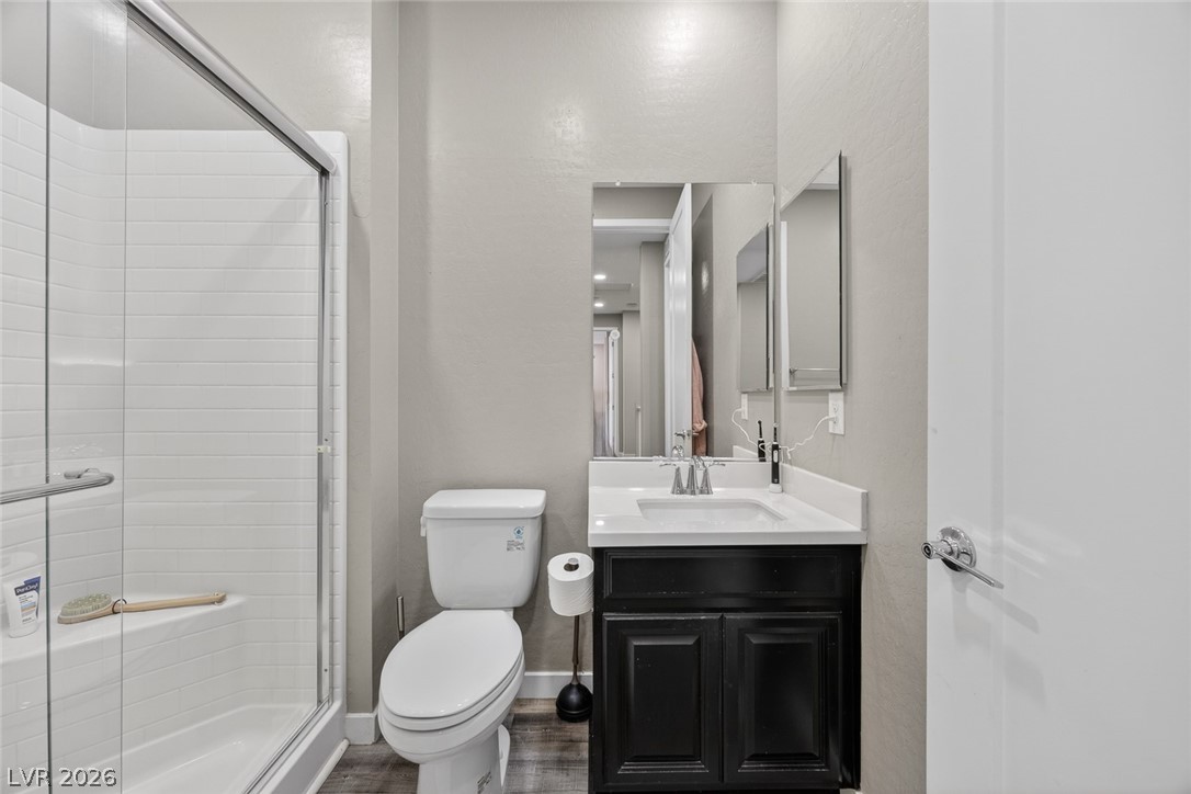 782 Glistening Light Court Property Photo 33