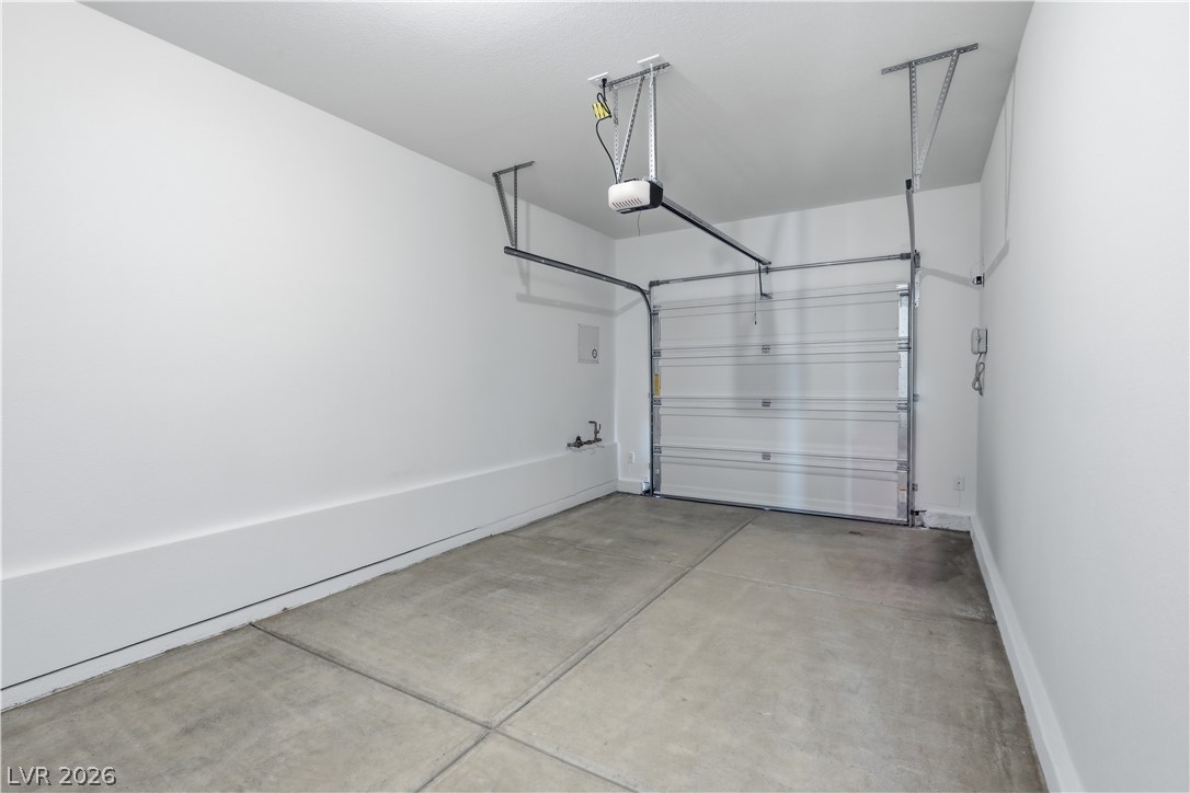 5346 Borra Hills Street Property Photo 6
