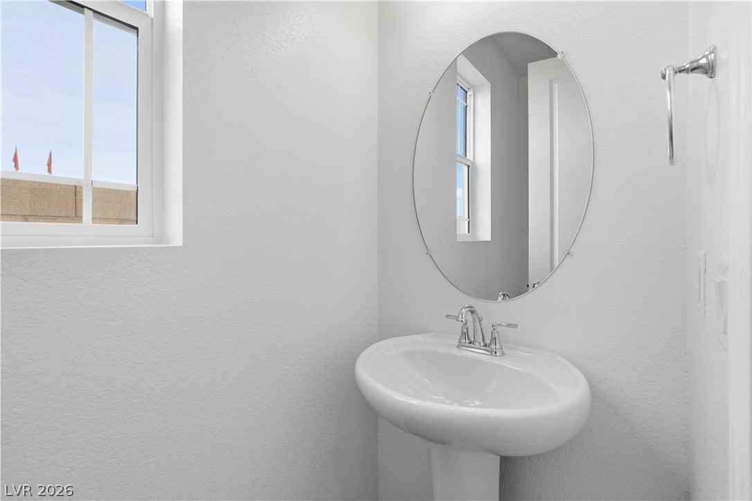 5322 Borra Hills Street Property Photo 4