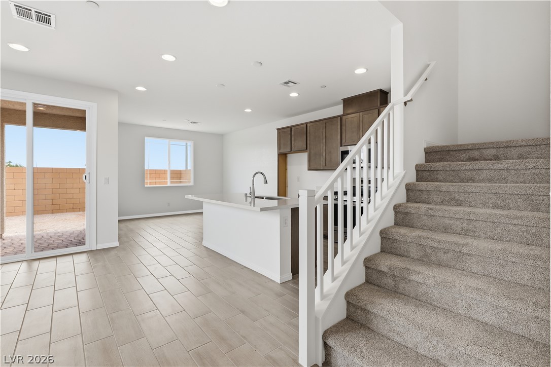 5322 Borra Hills Street Property Photo 5