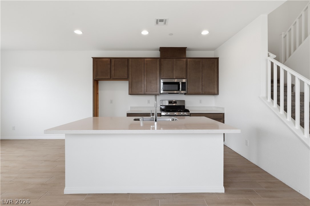 5322 Borra Hills Street Property Photo 6