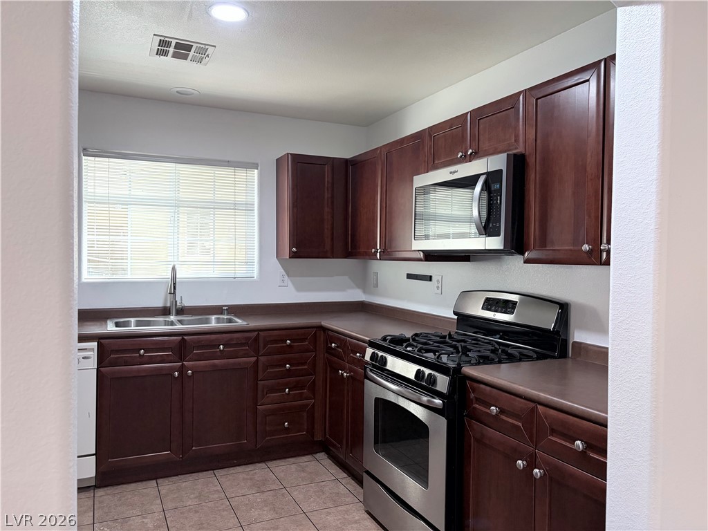 9005 Progressive Court Property Photo 6