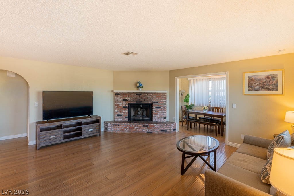 1400 Santa Margarita Street B Property Photo 5