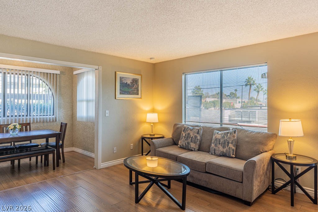 1400 Santa Margarita Street B Property Photo 6