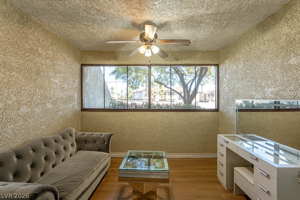 1400 Santa Margarita Street B Property Photo 17