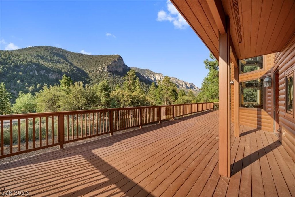 240 Alpine Crest Court Property Photo 5